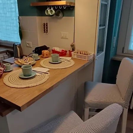 Lägenhet L'alloggetto Sul Corso *