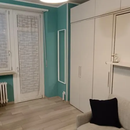 Lägenhet L'alloggetto Sul Corso *